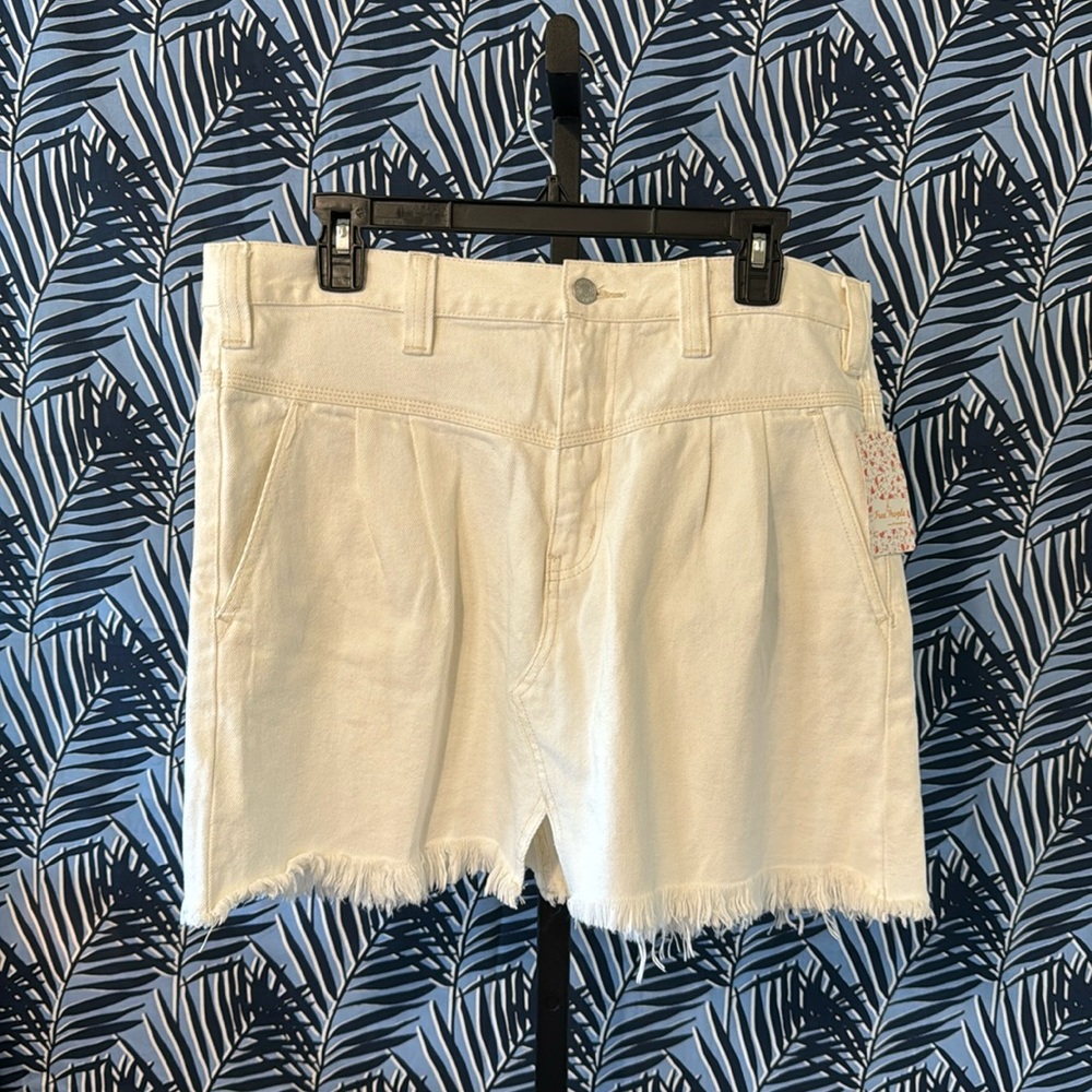 #6 NWT We The Free White Jean Skirt Size 31